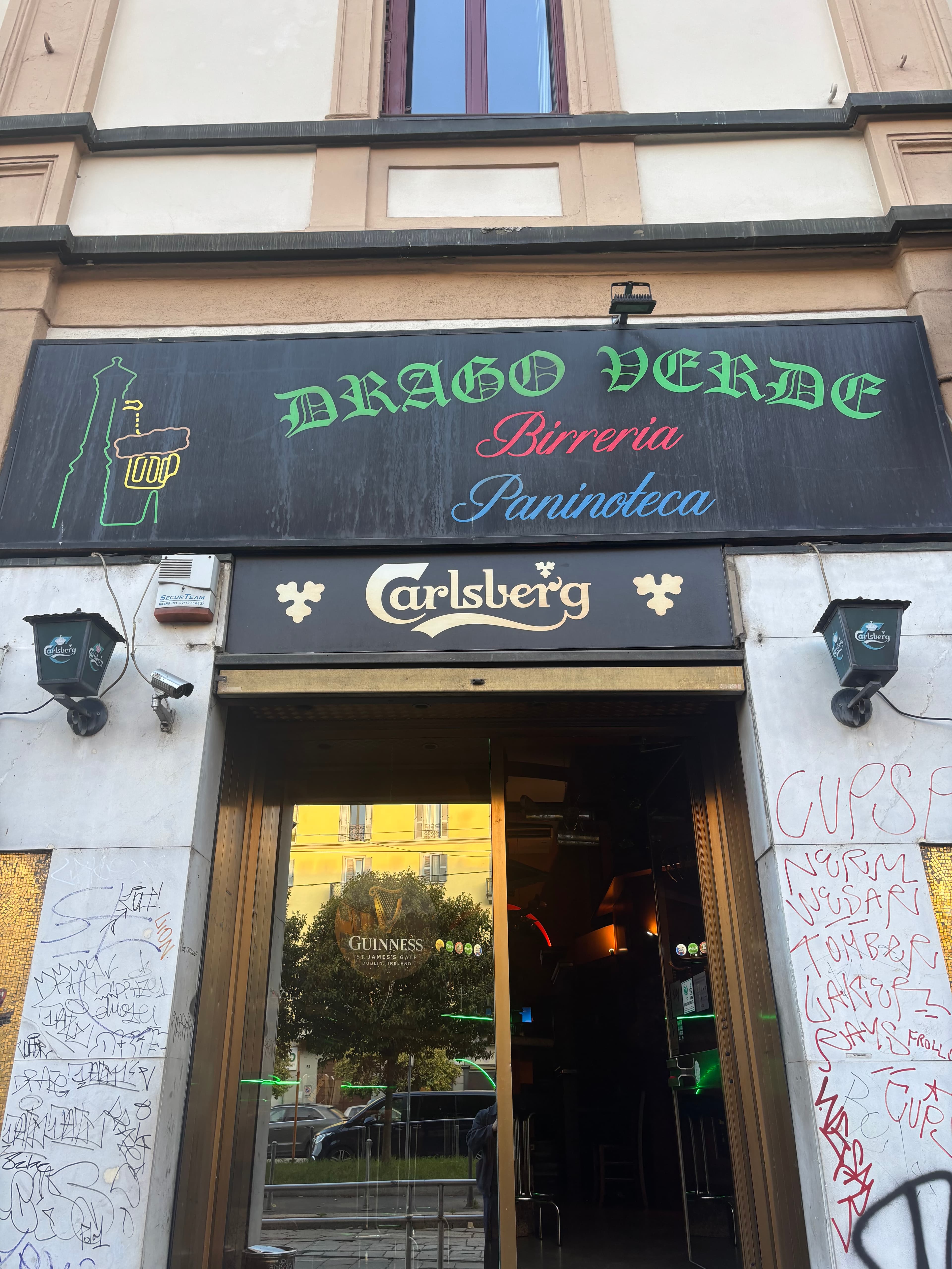 Pub drago verde